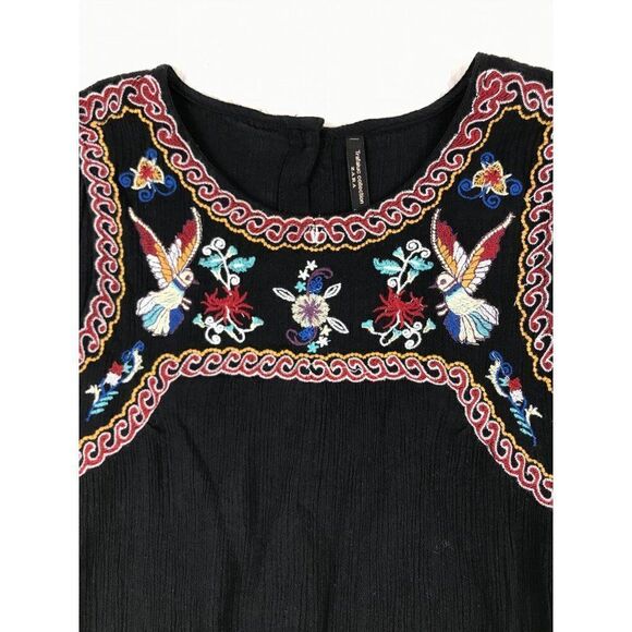 Zara Trafaluc Collection Black Embroidered Crop Top Size Medium - Picture 3 of 8
